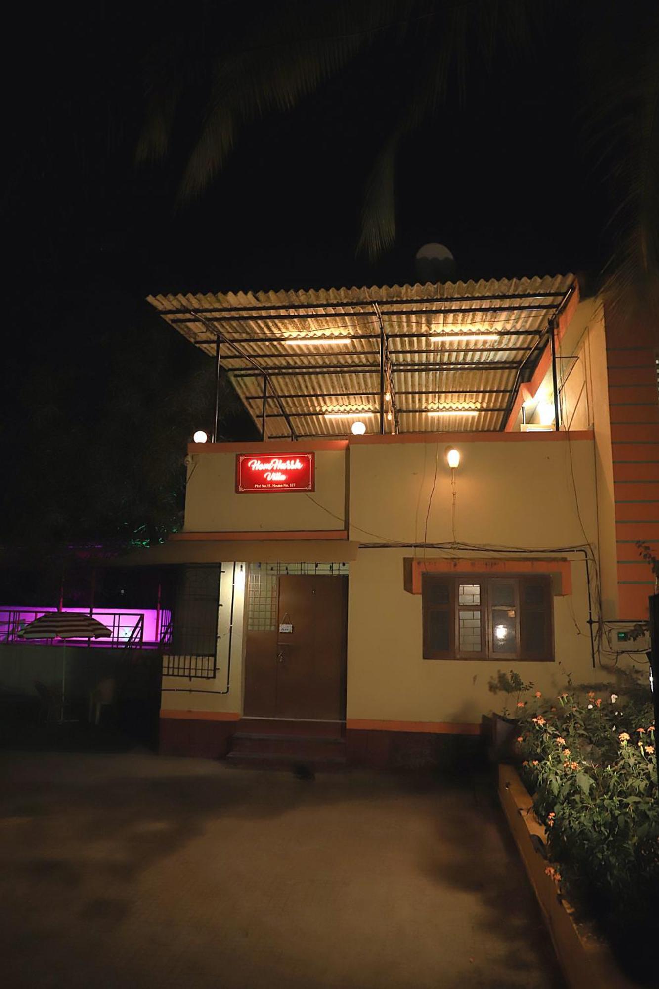 Hemharsh Holiday Home With Pool Карджат Экстерьер фото